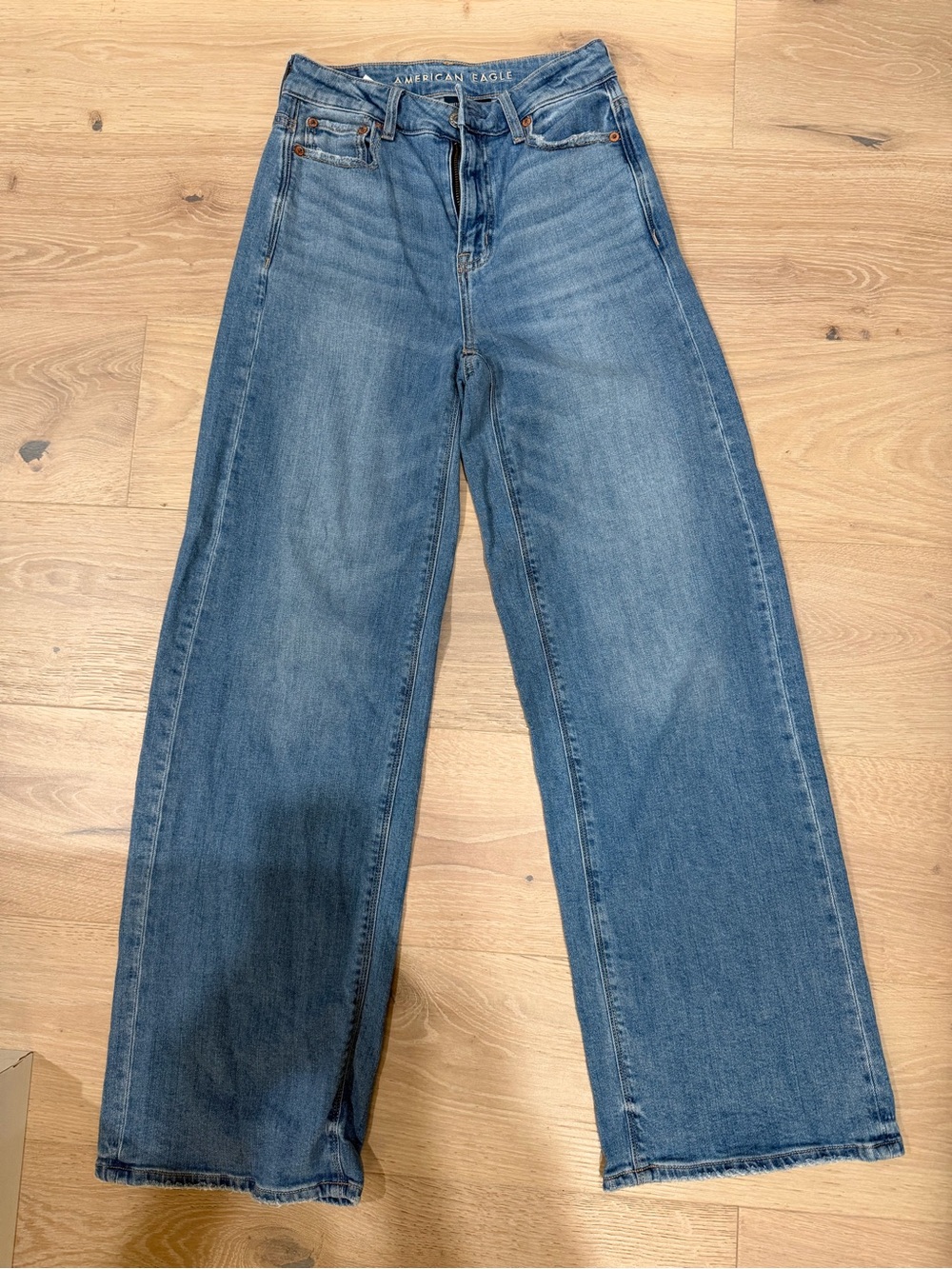 American Eagle Outfitters super high Wide Leg Jeans - Light Blue Wash like new